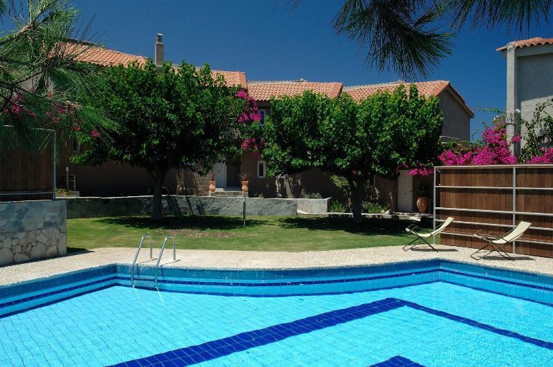 Paradise Island Villas Limenas Chersonisou Exterior foto